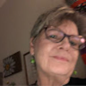 Meet your Posher, Teresa